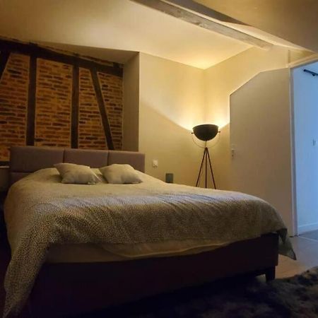 Studio Charme Ardennais ชาร์เลอวิลล์-เมซิแยร์ ภายนอก รูปภาพ