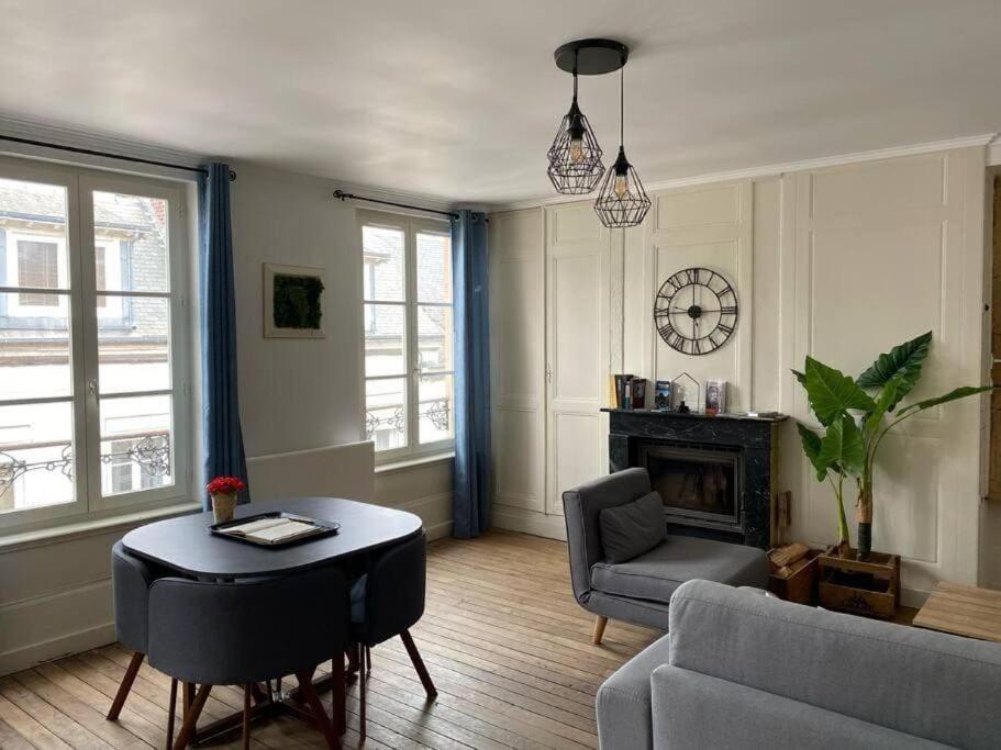 Studio Charme Ardennais ชาร์เลอวิลล์-เมซิแยร์ ภายนอก รูปภาพ