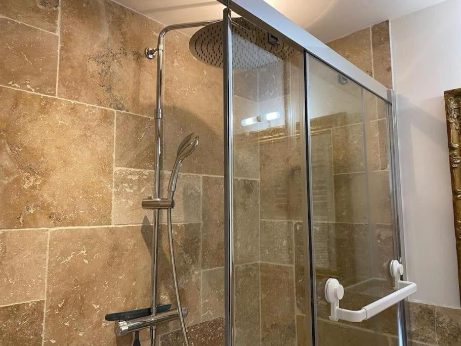 Studio Charme Ardennais ชาร์เลอวิลล์-เมซิแยร์ ภายนอก รูปภาพ
